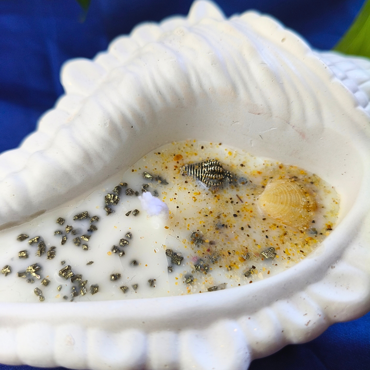 Vela Búzio com Óleo Essencial de Alecrim e Pirite