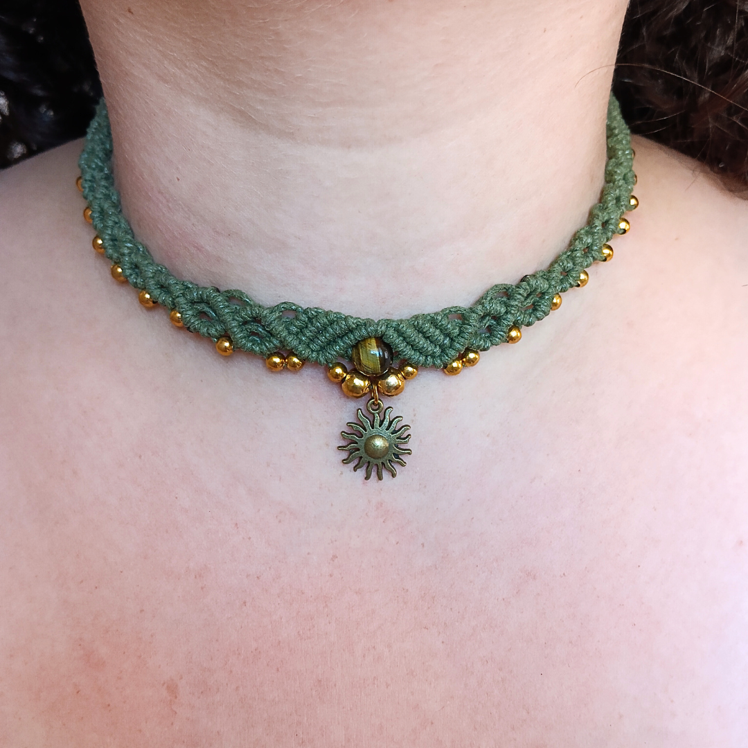 Colar Verde com Olho de Tigre