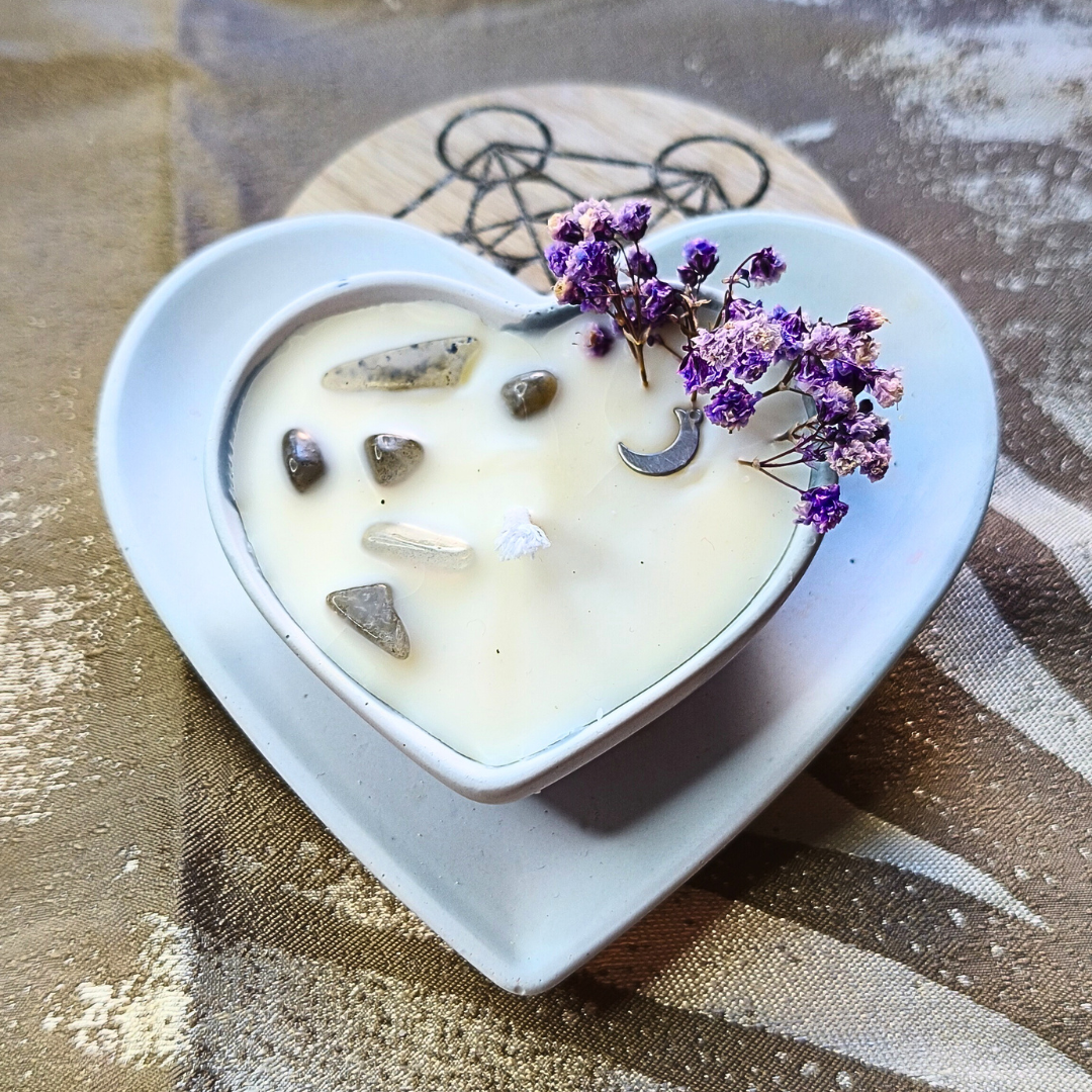 Conjunto Vela Corações com Óleo Essencial de Eucalipto e Labradorite