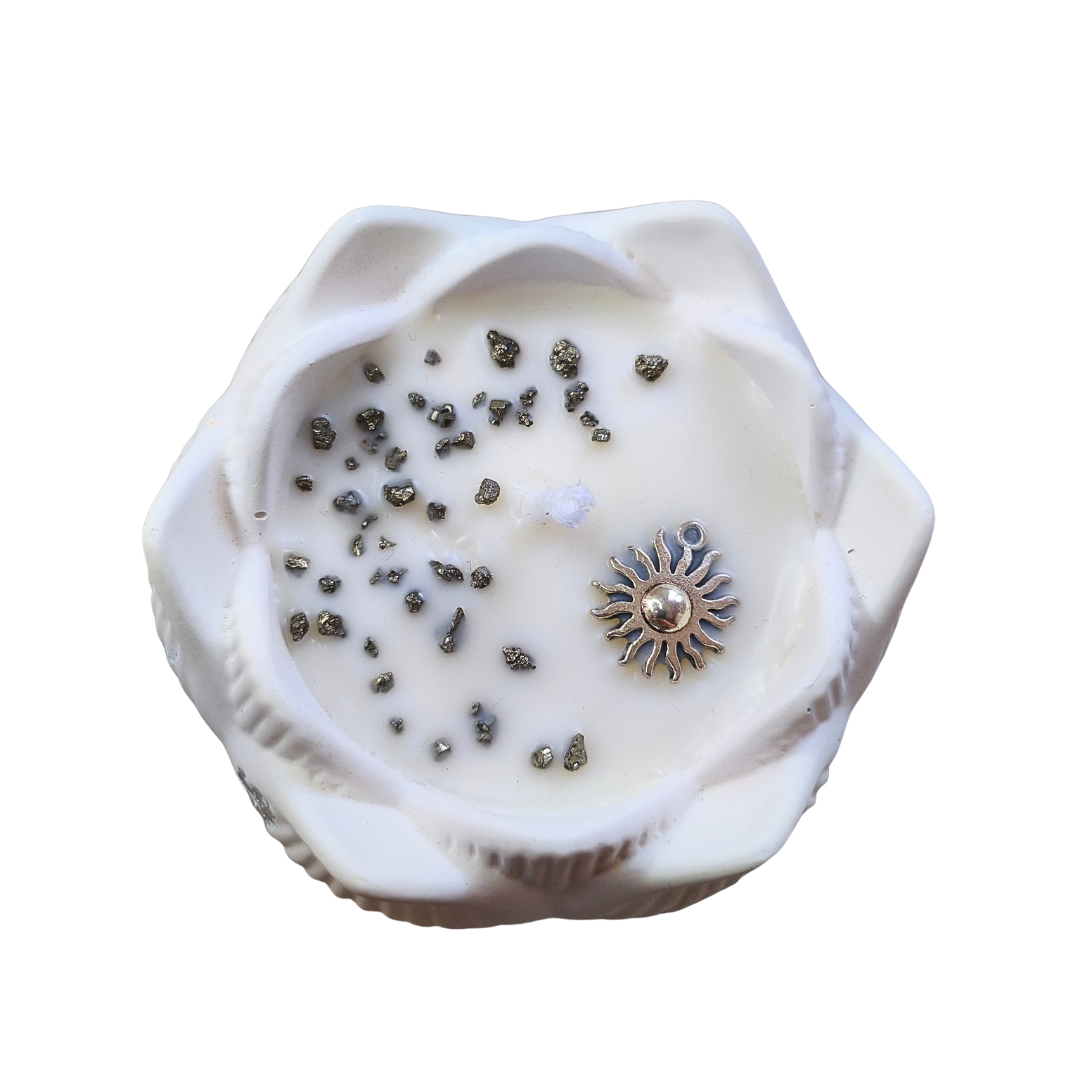 Vela Flor de Lótus com Óleo Essencial de Bergamota e Pirite