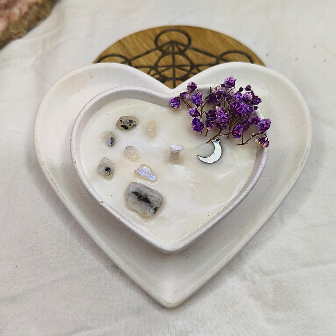 Conjunto Vela Gengibre e Eucalipto em base Coração com Pedra da Lua