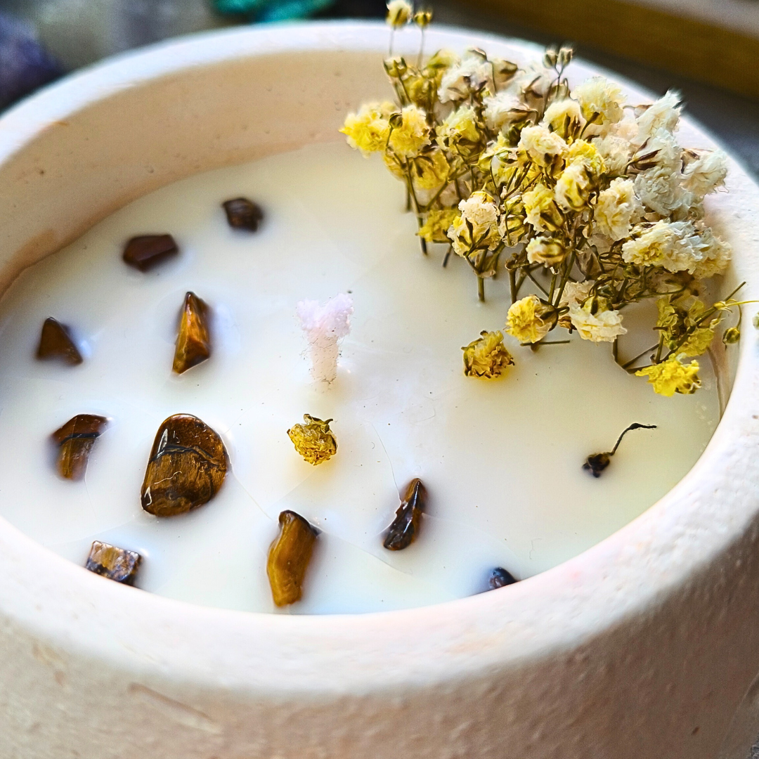 Vela Ânima com Óleo Essencial de Laranja e Olho de Tigre