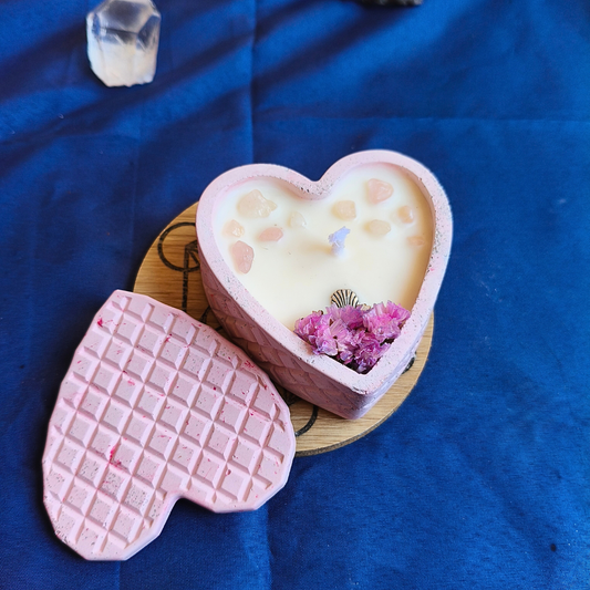 Vela Caixa Coração com Óleo Essencial de Lavanda e Quartzo Rosa