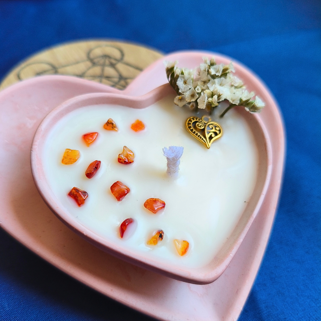Conjunto Vela Corações com Óleo Essencial de Laranja e Cornalina