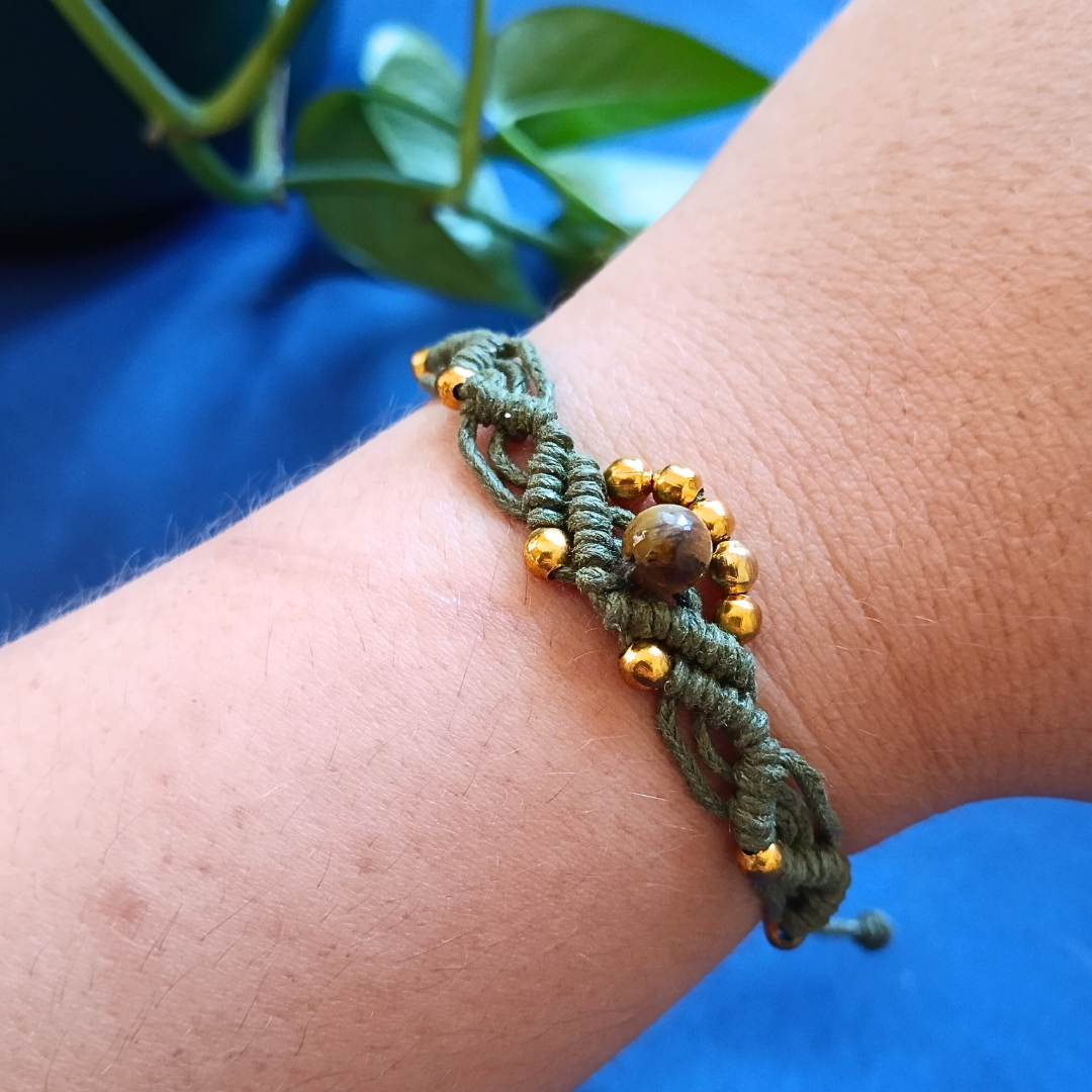 Pulseira Verde com Olho de Tigre