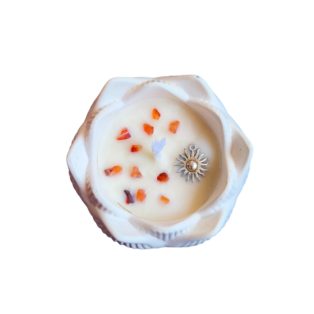 Vela Flor de Lótus com Óleo Essencial de Laranja e Cornalina