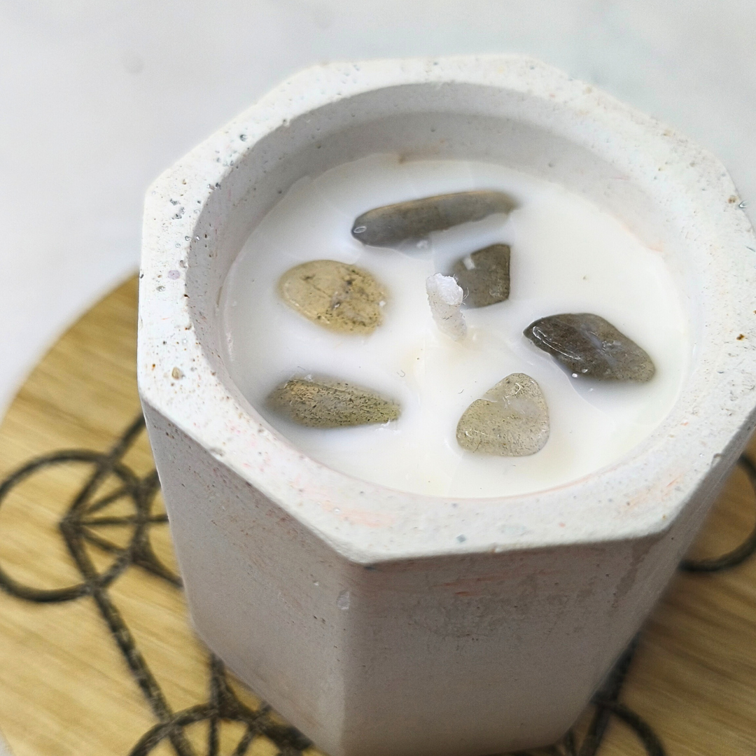 Vela Copo com Óleo Essencial de Eucalipto e Labradorite