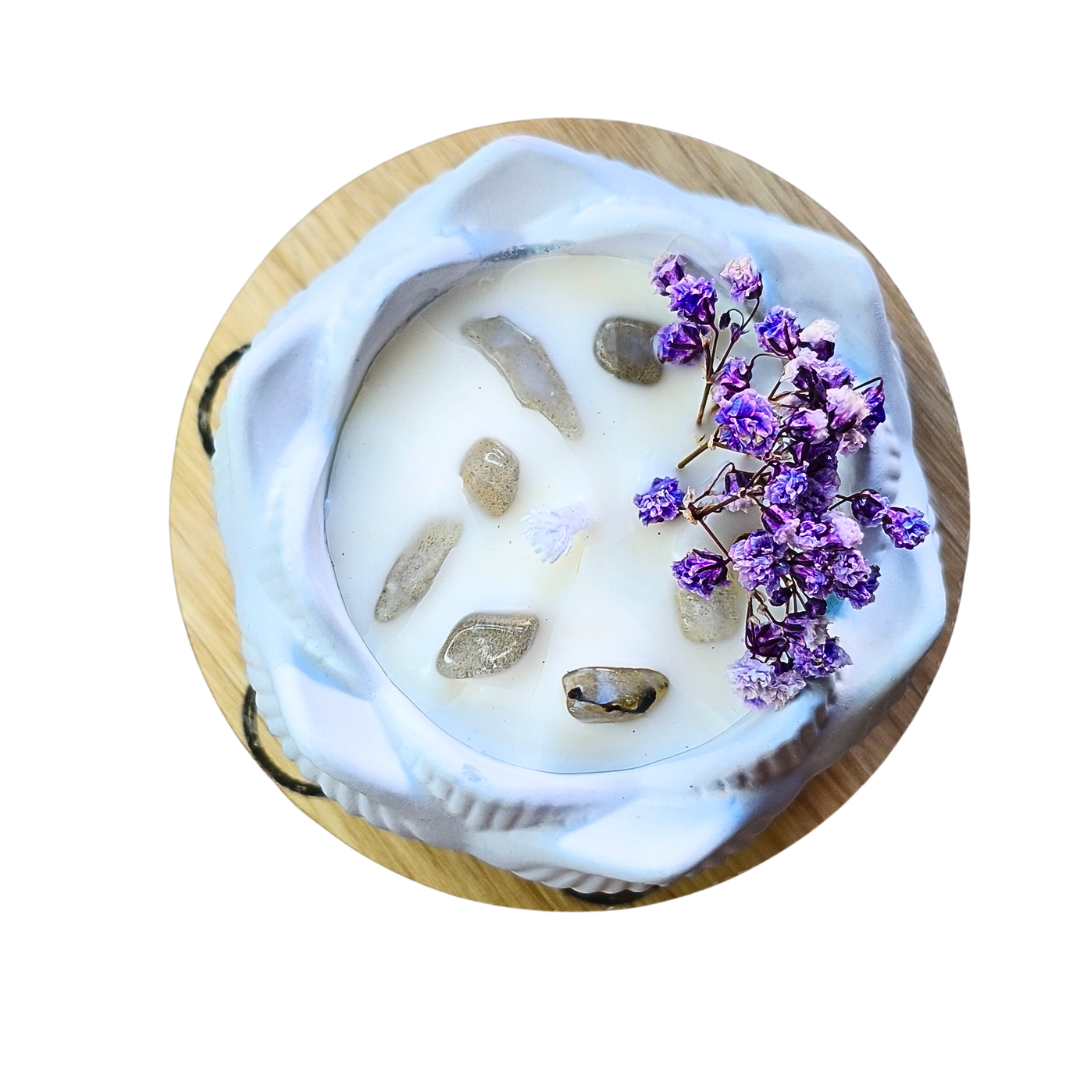 Vela Flor de Lótus com Óleo Essencial de Hortelã Pimenta e Labradorite